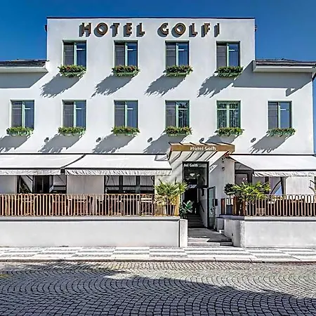 Hotel Golfi